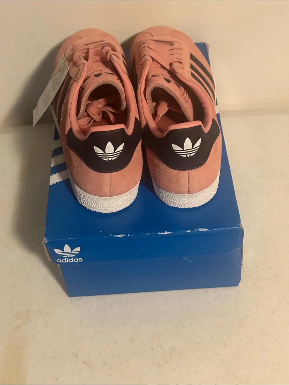 Adidas Gazelle JH5388 Glow Pink Aurora Black Men’s 9.5 Suede Sneakers NWT